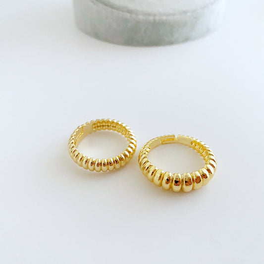 Croissant Dome Bubble Ring • Gold Chunky Twist Rope Ring
