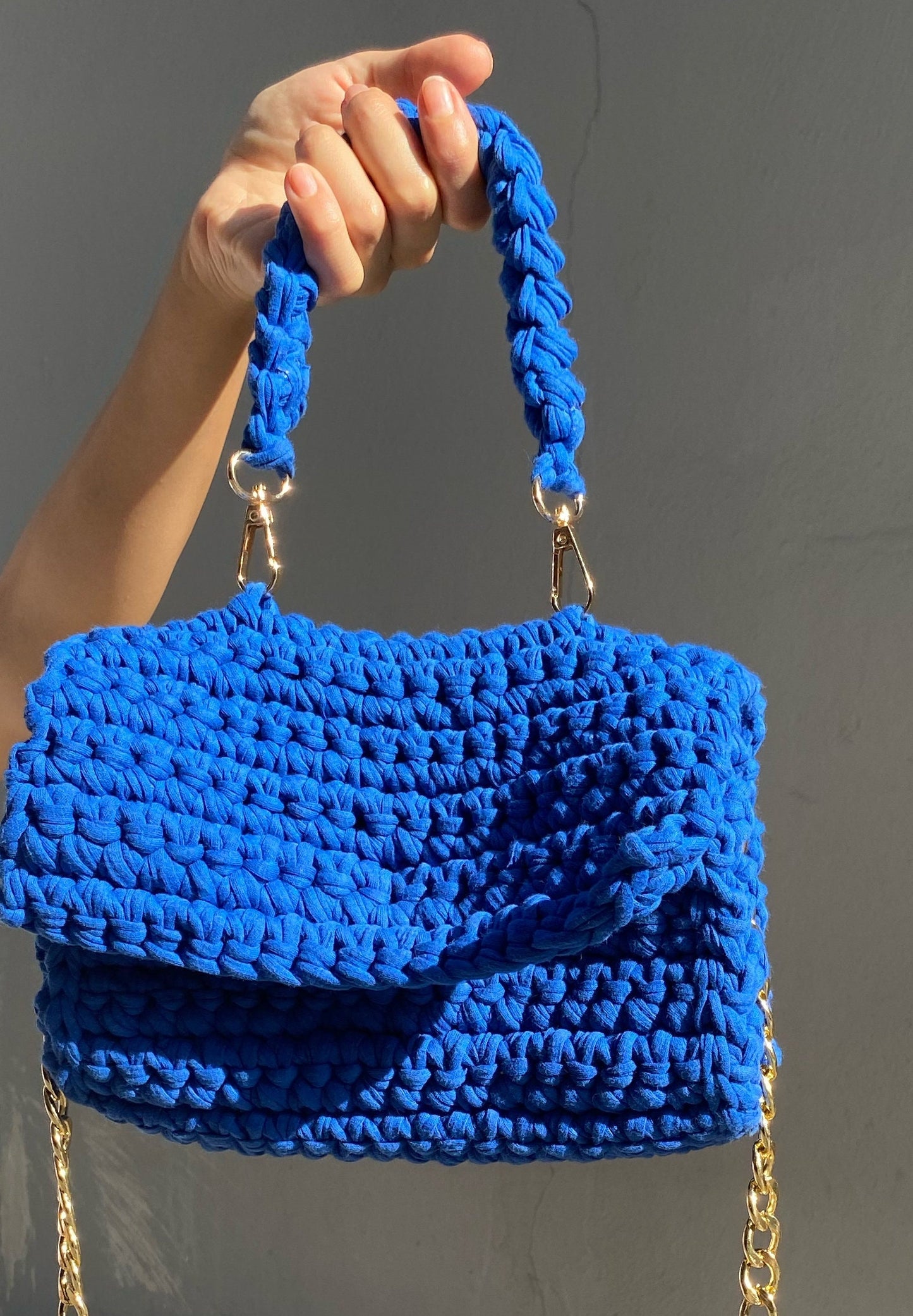 Chunky Crochet Cross Body Bag, Chic Envelope Purse Design,Messenger Bag with Gold Chain Leather Straps