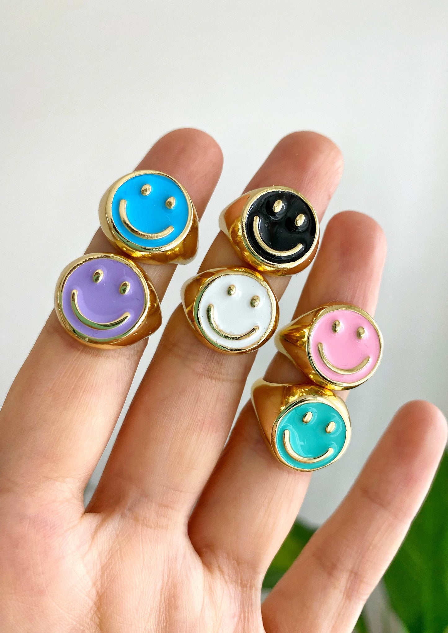 Happy Face Smiley Adjustable Ring • Trendy Summer Beach Emoji Ring