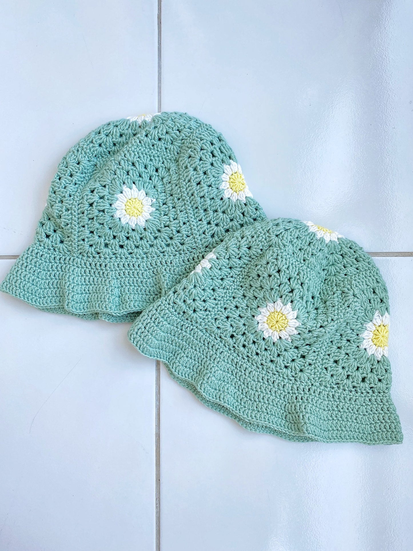 Crochet Daisy Bucket Hat