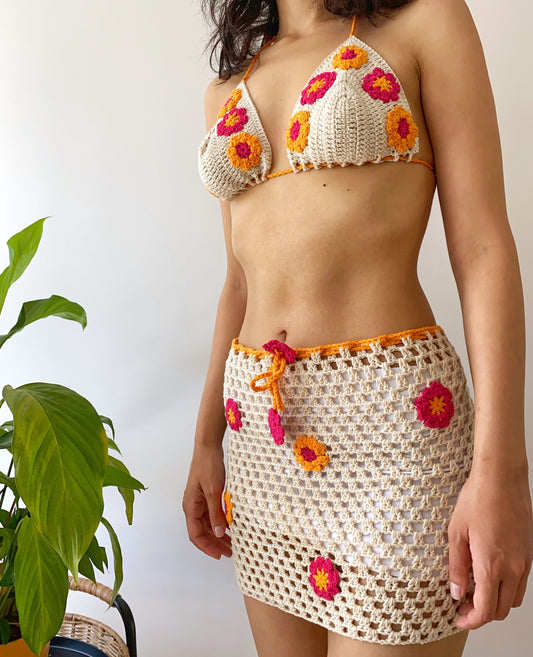 Handknit Crochet Bikini Skirt Set,Summer Knit Set Festival Outfit,Crochet Beach Wear,Slow Women Fashion,Custom Gift for her,Y2k soft girl