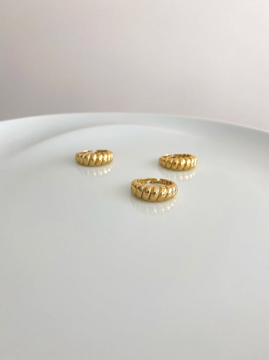 Thick Croissant Dome Bubble Ring • Chunky Twist Rope Ring