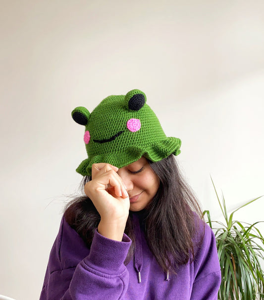 Crochet Frog Bucket Hat