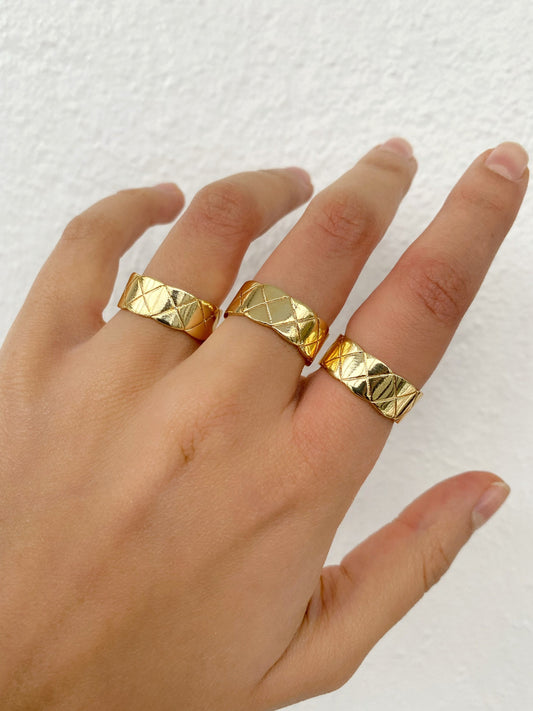 Simple Coco Ring • Thick Chunky Quilted Crush Ring • Timeless Ring