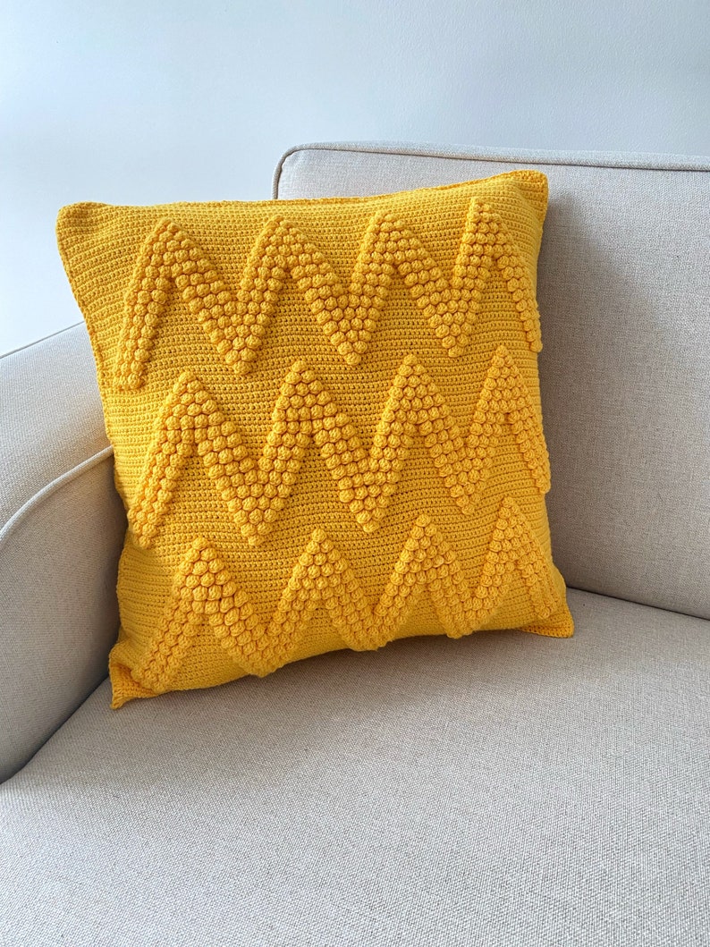 Custom Design Crochet Patchwork Throw Pillow Set