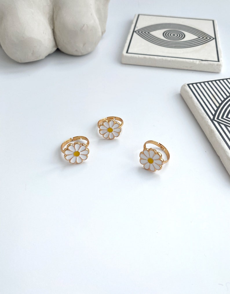 Gold Daisy Flower Enamel Ring •  Floral Beaded Ring • Yellow White Daisy Ring