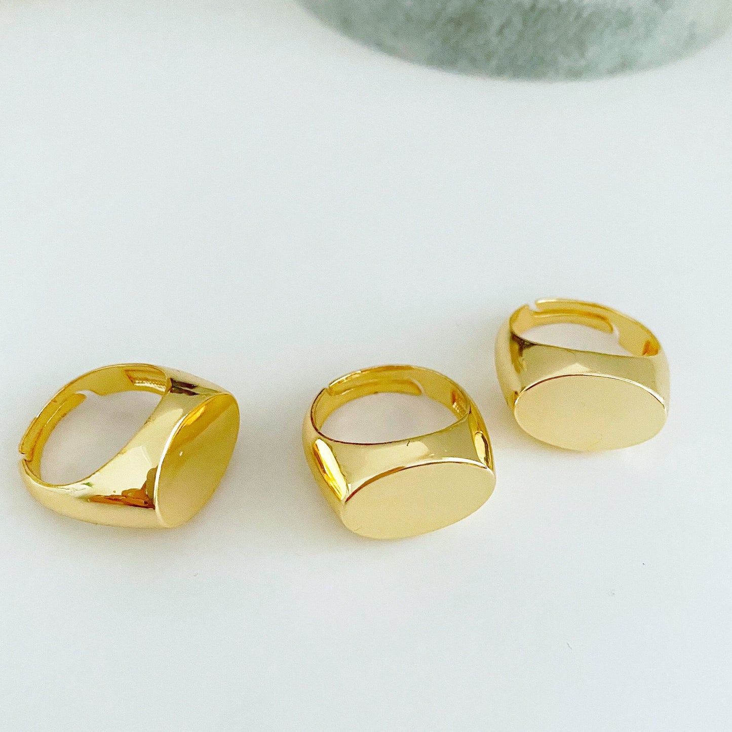 Gold Signet Ring • Unisex Band • Chunky Oval Round Square Ring