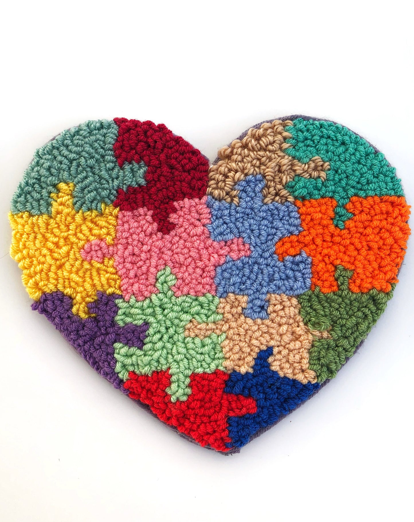 Hand Tufted Puzzle Heart Mini Rug