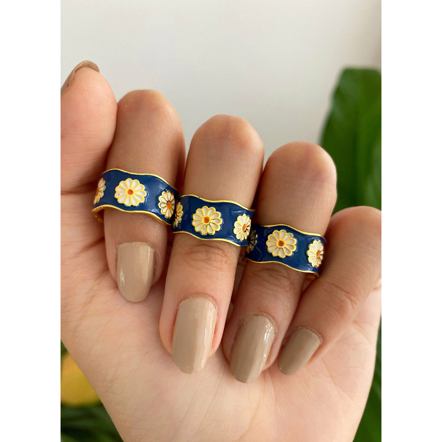 Yin Yang Chunky Ring • Happy Smiley Face Ring Daisy Jewelry