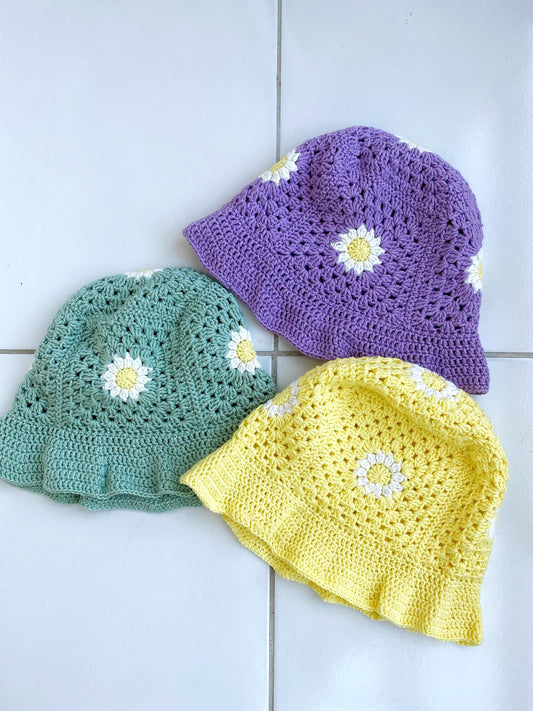 Crochet Daisy Bucket Hat