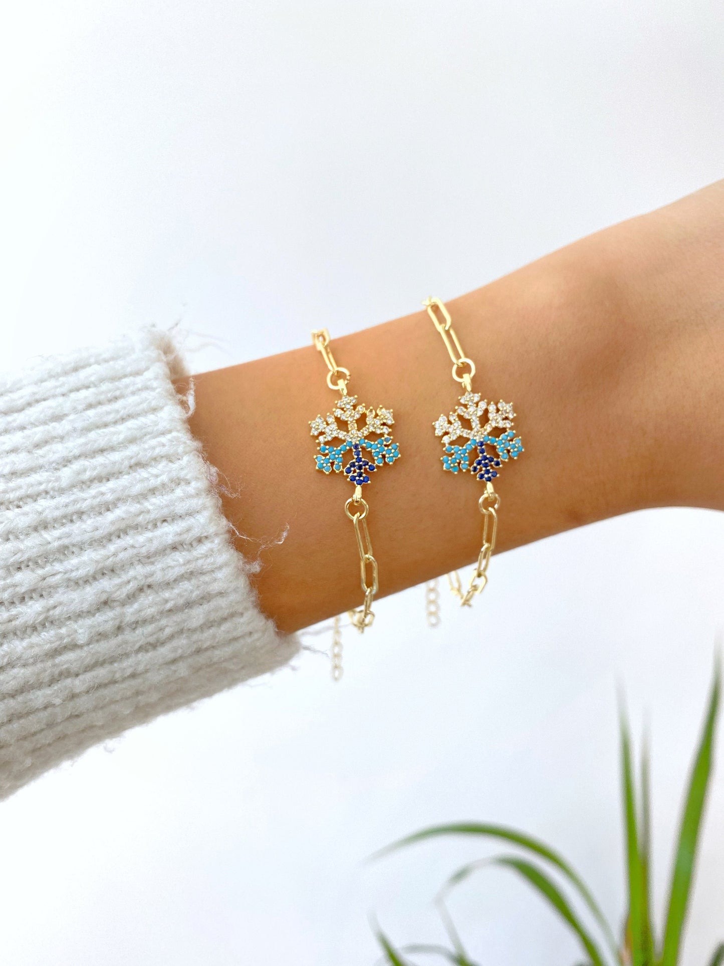 Christmas New Year Snow Flake Chain Bracelet • Cute Crystal Jewelry