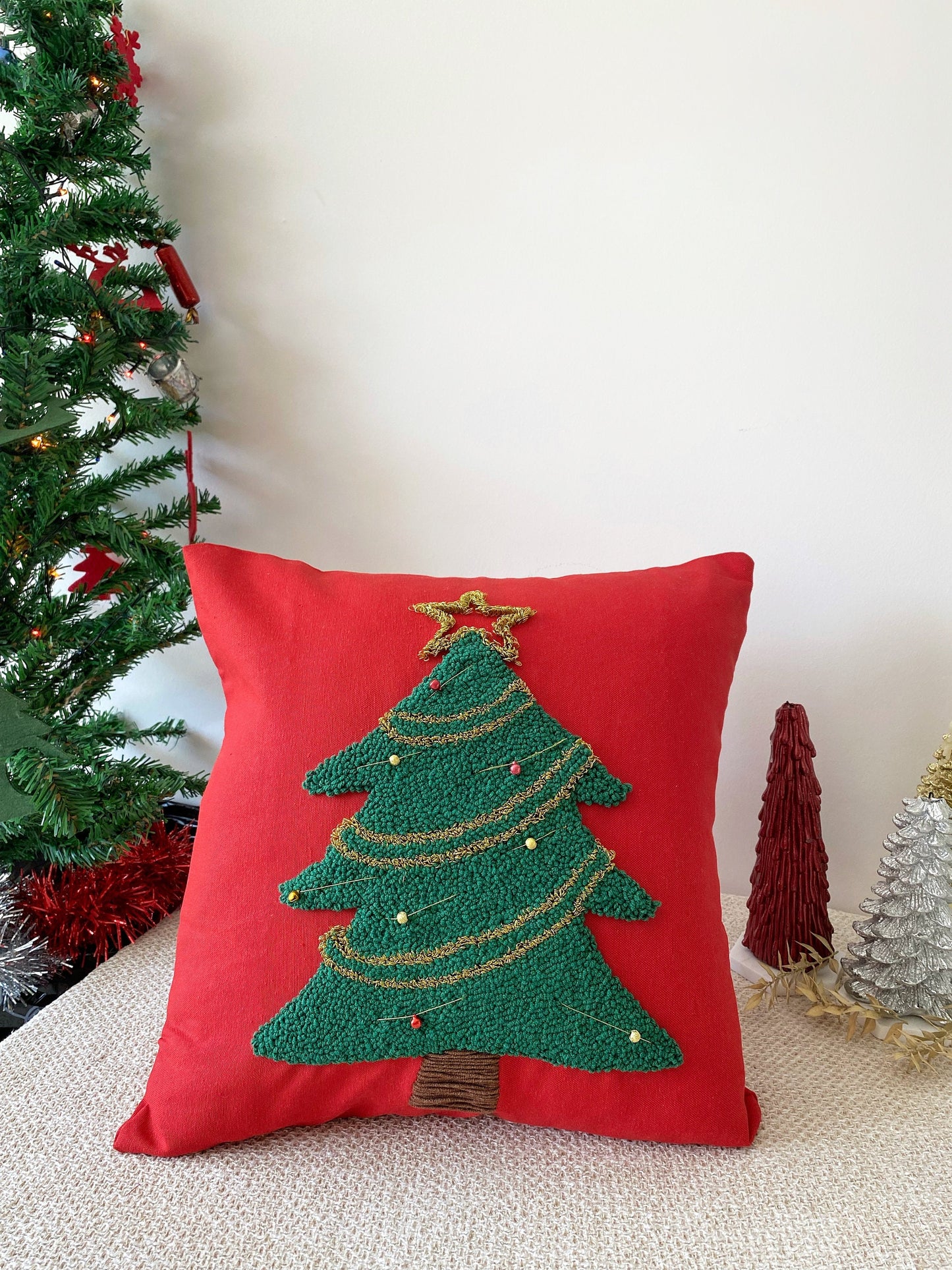 Christmas Punch Needle Pillow Case - Tufted Pillow Cover