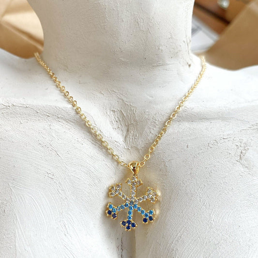 Christmas New Year Snow Flake Necklace • Cute Crystal Jewelry