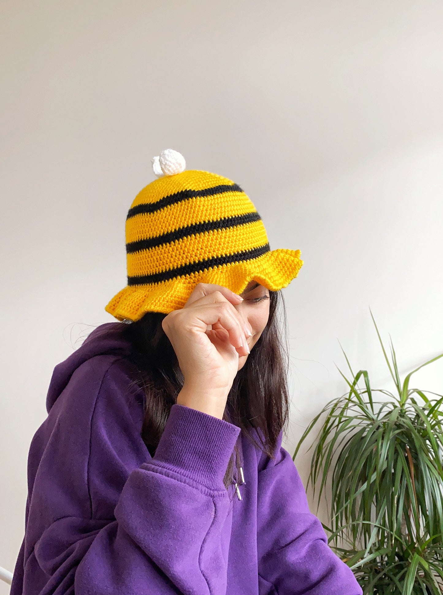 Crochet Yellow Bee Bucket Hat
